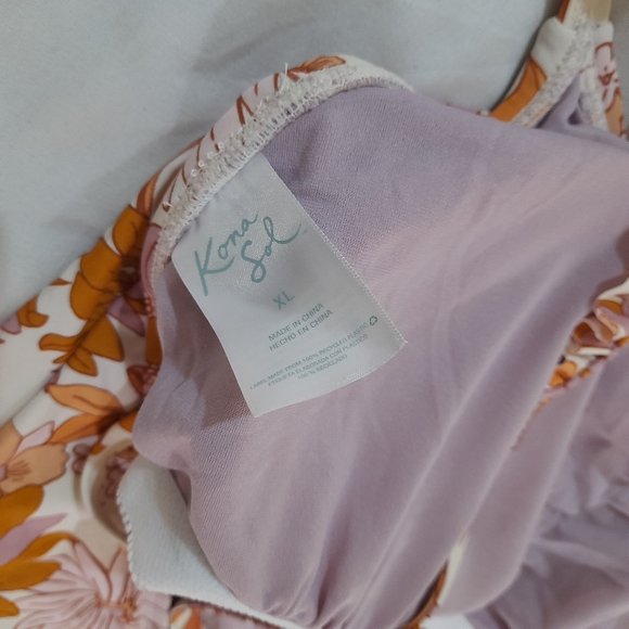 ● Kona Sol | NWT Orange Floral Ruffle Strap Coverage One Piece Swimsuit. - Picture 7 of 10